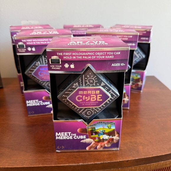 Merge Cubes Holographic Learning Toy - Black - 6 cubes - Picture 1 of 5